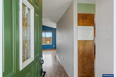 221 W Lincoln St, Carlton, OR 97111 - Photo 8
