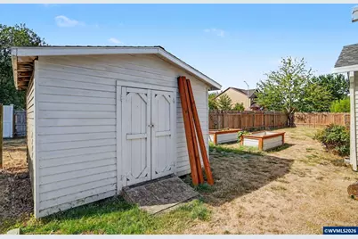 221 W Lincoln St, Carlton, OR 97111 - Photo 38
