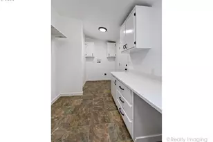 11105 Main #14 St, Donald, OR 97020 - Photo 14