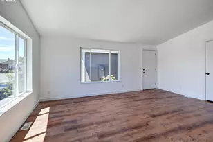 11105 Main #14 St, Donald, OR 97020 - Photo 6