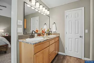 2337 Margarett St NW, Salem, OR 97304 - Photo 22