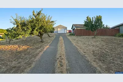 2008 Farmer Rd SE, Jefferson, OR 97352 - Photo 4