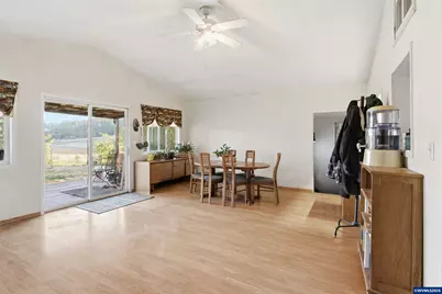 2008 Farmer Rd SE, Jefferson, OR 97352 - Photo 12