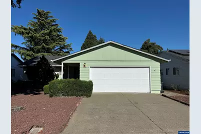 828 Oregon Wy, Woodburn, OR 97071 - Photo 28