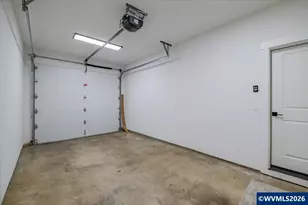 528 S 7th St, Independence, OR 97351 - Photo 36