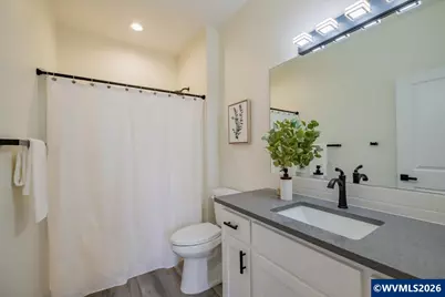 528 S 7th St, Independence, OR 97351 - Photo 22