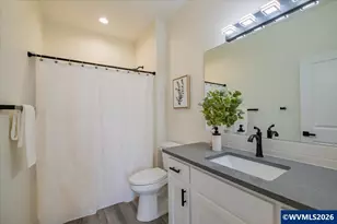 528 S 7th St, Independence, OR 97351 - Photo 22