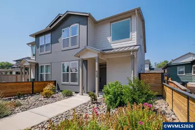 528 S 7th St, Independence, OR 97351 - Photo 2