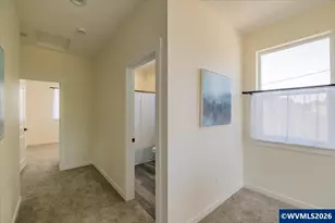 528 S 7th St, Independence, OR 97351 - Photo 32