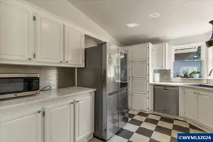 1401 W Ellendale #108 Av, Dallas, OR 97338 - Photo 16