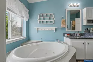12158 Butterfly Ln SE, Jefferson, OR 97352 - Photo 22