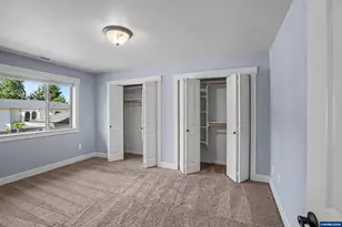 822 Majestic View Ave SE, Salem, OR 97306 - Photo 40