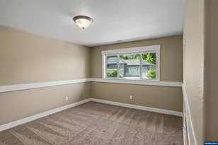 822 Majestic View Ave SE, Salem, OR 97306 - Photo 42