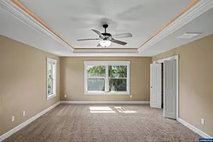 822 Majestic View Ave SE, Salem, OR 97306 - Photo 38