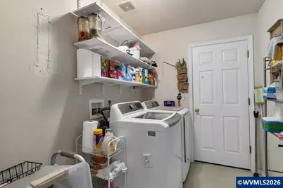 1268 S 7th St, Independence, OR 97351 - Photo 28