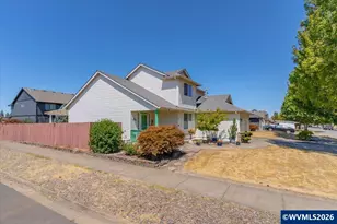 1268 S 7th St, Independence, OR 97351 - Photo 4