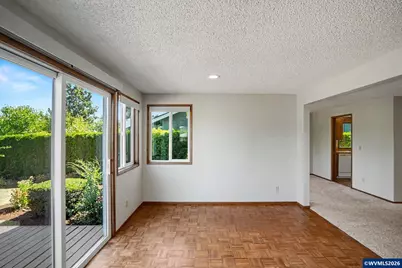 1643 Sunrise Cir NW, Salem, OR 97304 - Photo 10
