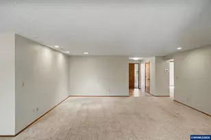 1643 Sunrise Cir NW, Salem, OR 97304 - Photo 8