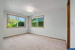 1643 Sunrise Cir NW, Salem, OR 97304 - Photo 12