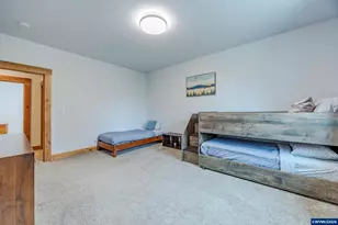 47555 McKenzie Hwy, Vida, OR 97488 - Photo 28