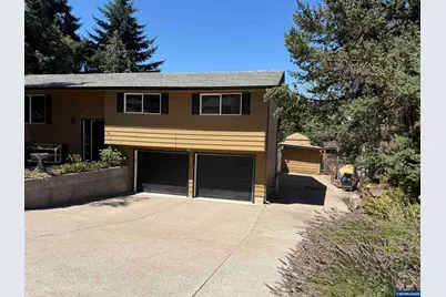 1053 Windemere Dr NW, Salem, OR 97304 - Photo 2