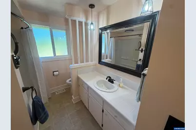 1053 Windemere Dr NW, Salem, OR 97304 - Photo 14