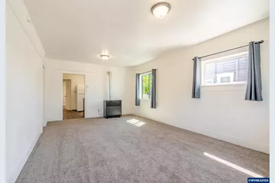 1116 SE 7th Av, Albany, OR 97321 - Photo 6