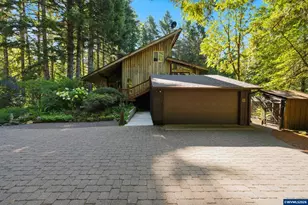 12251 SW East Creek Rd, Willamina, OR 97396 - Photo 2