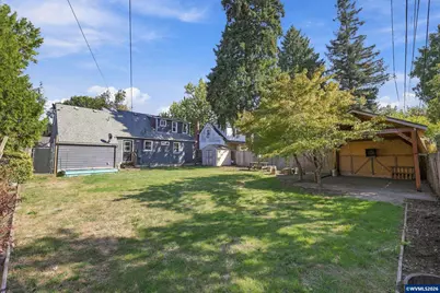 1875 23rd St NE, Salem, OR 97301 - Photo 30