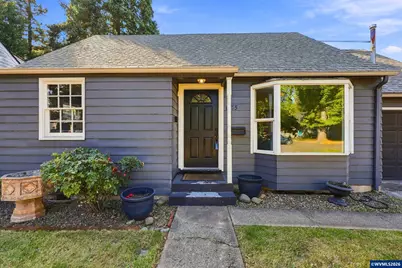 1875 23rd St NE, Salem, OR 97301 - Photo 4