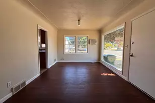 1551 Market St NE, Salem, OR 97301 - Photo 8