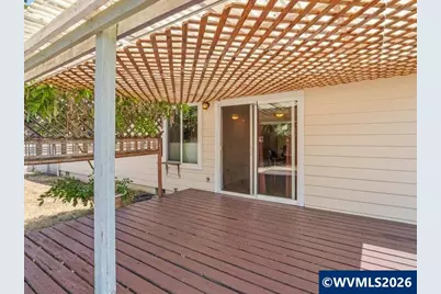 1078 29th St, Sweet Home, OR 97386 - Photo 40