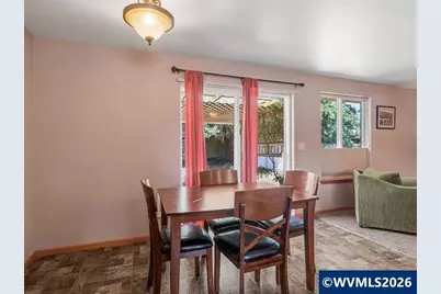 1078 29th St, Sweet Home, OR 97386 - Photo 14