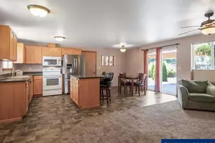 1078 29th St, Sweet Home, OR 97386 - Photo 8