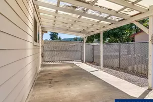 1078 29th St, Sweet Home, OR 97386 - Photo 38