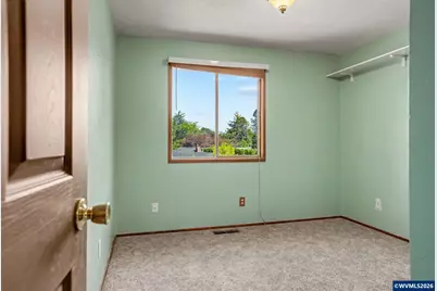 3615 Edward Dr SE, Salem, OR 97302 - Photo 22