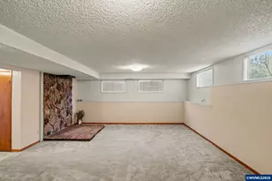 3615 Edward Dr SE, Salem, OR 97302 - Photo 30