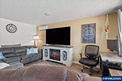 1030 Bentley St E, Monmouth, OR 97361 - Photo 4