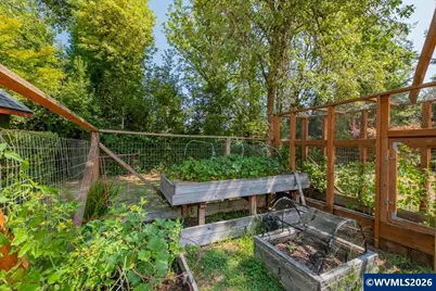 7650 NW Mountain View Dr, Corvallis, OR 97330 - Photo 34