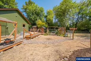 7650 NW Mountain View Dr, Corvallis, OR 97330 - Photo 32
