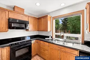 7650 NW Mountain View Dr, Corvallis, OR 97330 - Photo 12