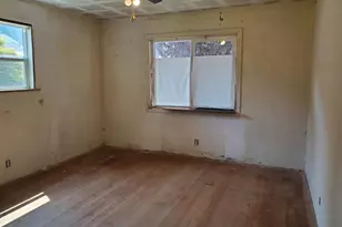 585 5th Ave, Sweet Home, OR 97386 - Photo 12