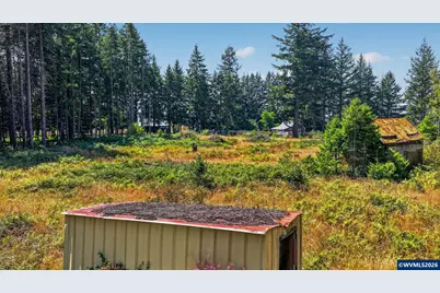 2254 Crooked Finger Rd NE, Scotts Mills, OR 97375 - Photo 10