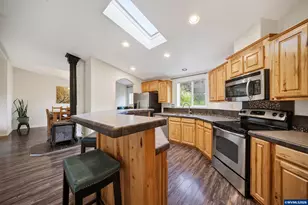 13105 Mountain View Ln SE, Turner, OR 97392 - Photo 8