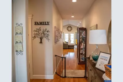 3046 Elliot St NW, Salem, OR 97304 - Photo 4