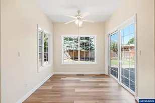 448 Park Pl S, Monmouth, OR 97361 - Photo 16