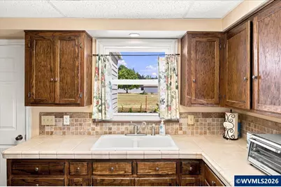 1235 14th Av SW, Albany, OR 97321 - Photo 14