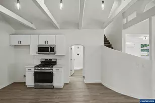 564 SW Cedar St, Mill City, OR 97360 - Photo 26