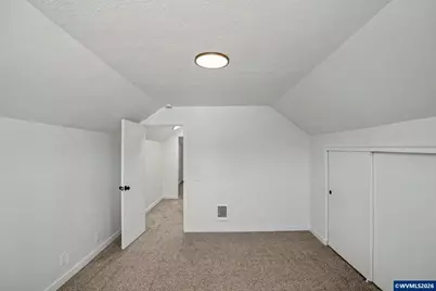 564 SW Cedar St, Mill City, OR 97360 - Photo 34