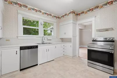 335 Richmond Av SE, Salem, OR 97301 - Photo 10